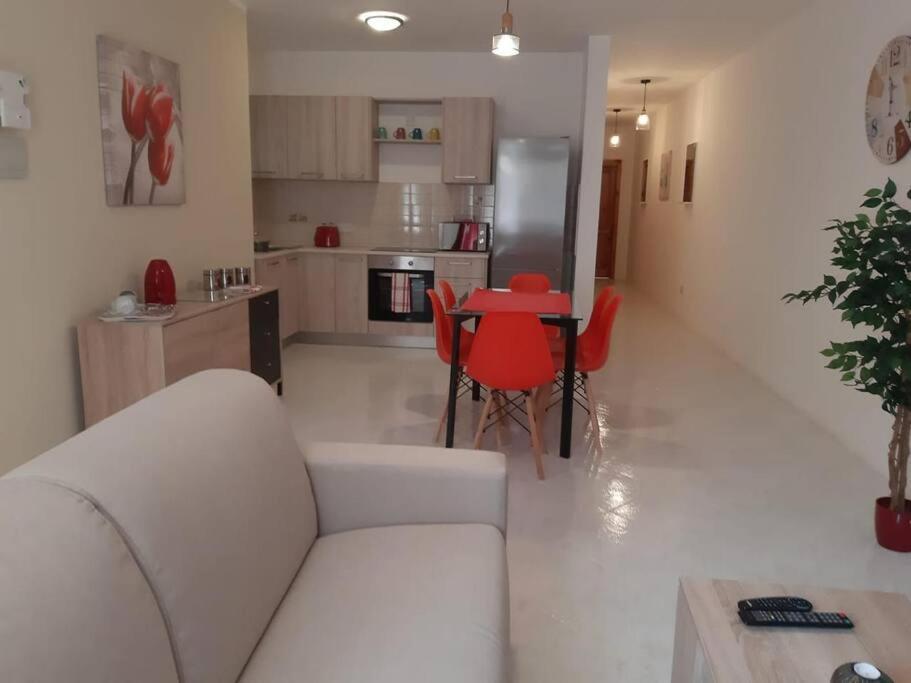 Xlendi Home * Xlendi